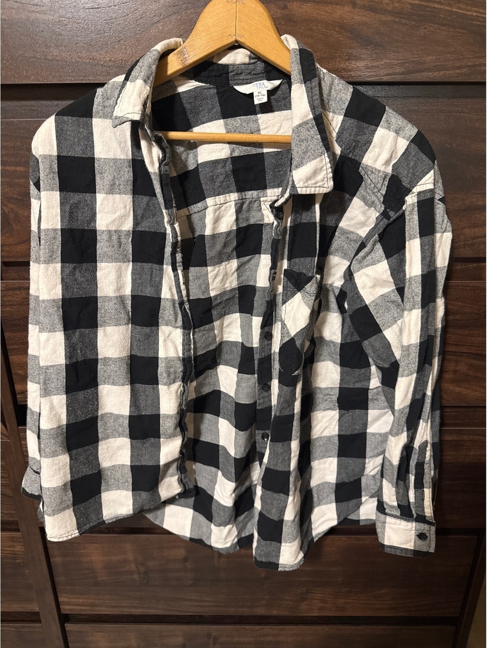 Time and Tru Women's Black and White Buffalo Plaid Flannel Shirt XL (16-18)